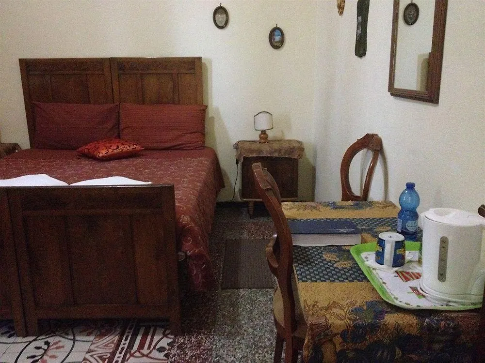A Casa Doina Airport Hotel Pisa Guest house