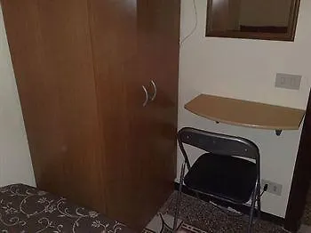 *** Guest house A Casa Doina Airport Hotel Pisa Italy