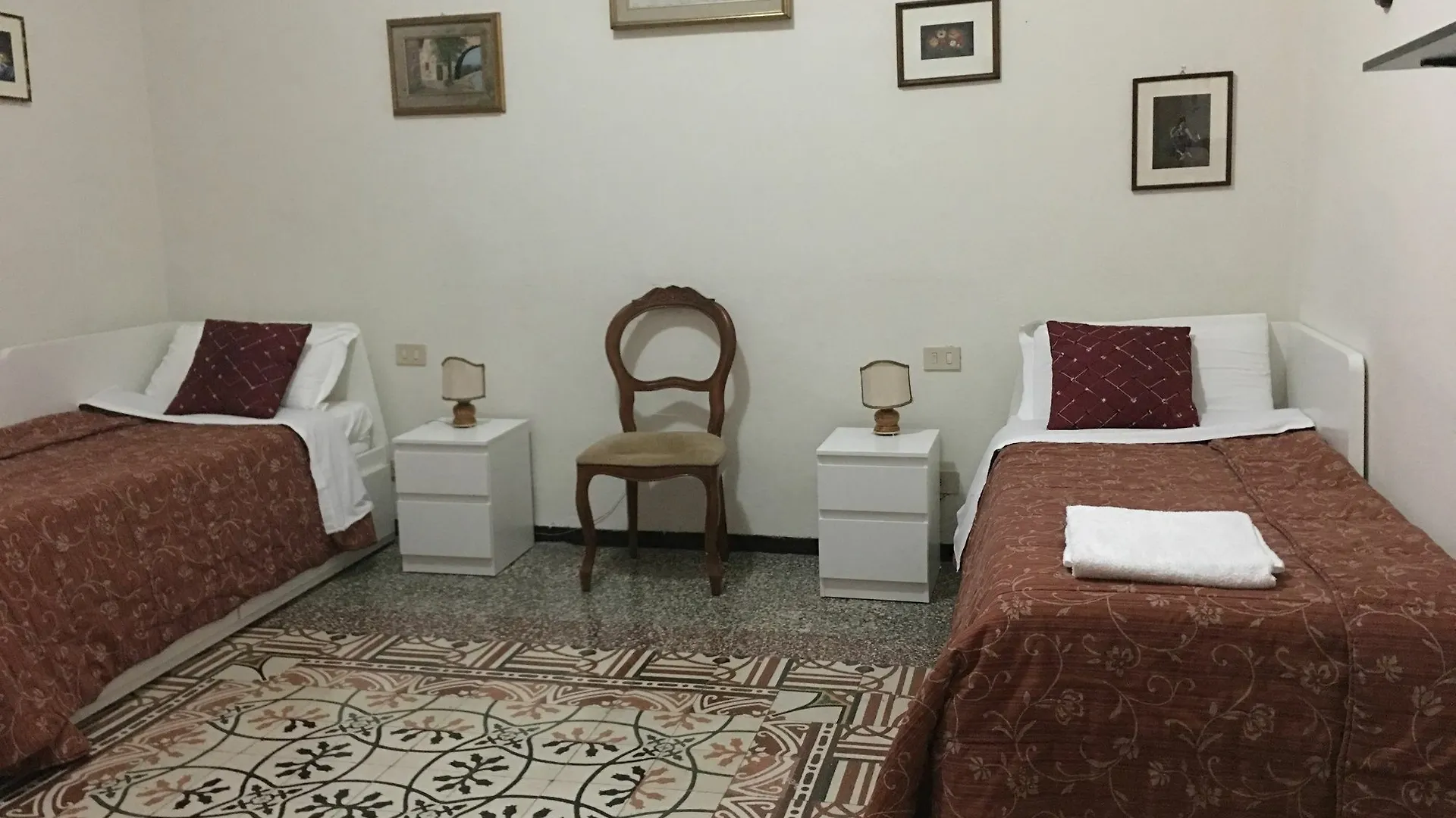 A Casa Doina Airport Hotel Pisa